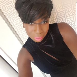 Meet your Posher, Abi